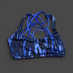 Lululemon Size 4 blue sports bra #activewear #yoga #gym